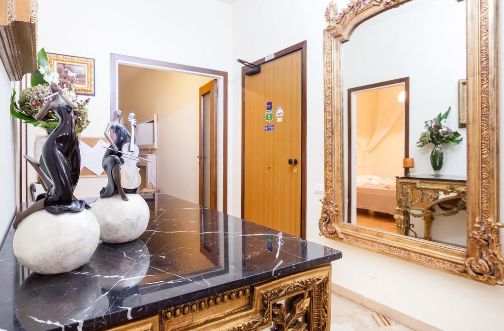 B&B Happiness - City Center Verona Exterior photo